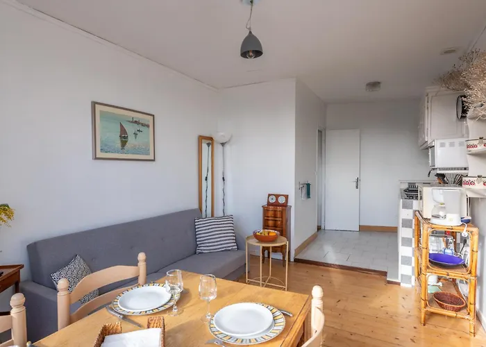 Les Reflets De La 5 - A Moins D'1 Km De La * 勒特雷波尔